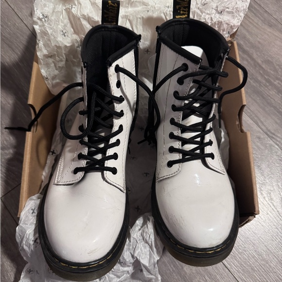 Dr. Martens Other - VGUC Dr. Martens (youth kids)